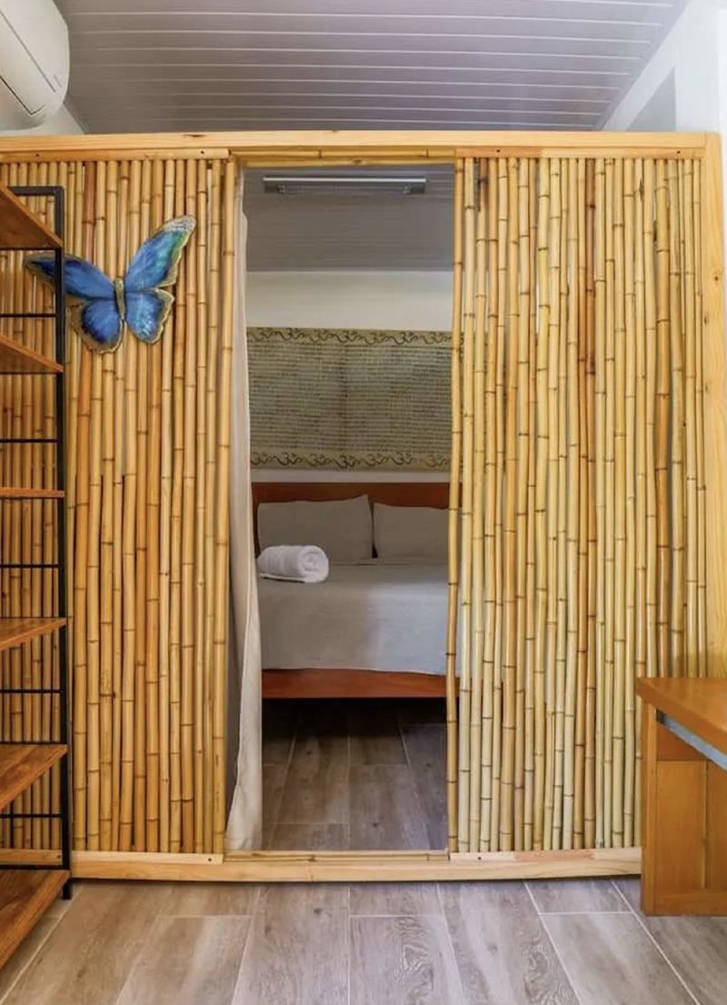 Colibri Semi-Dorm Room