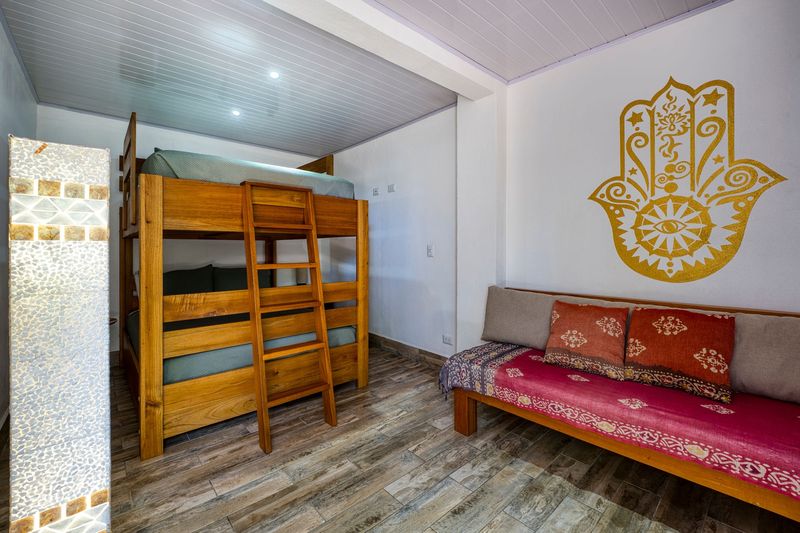Hamsa Room